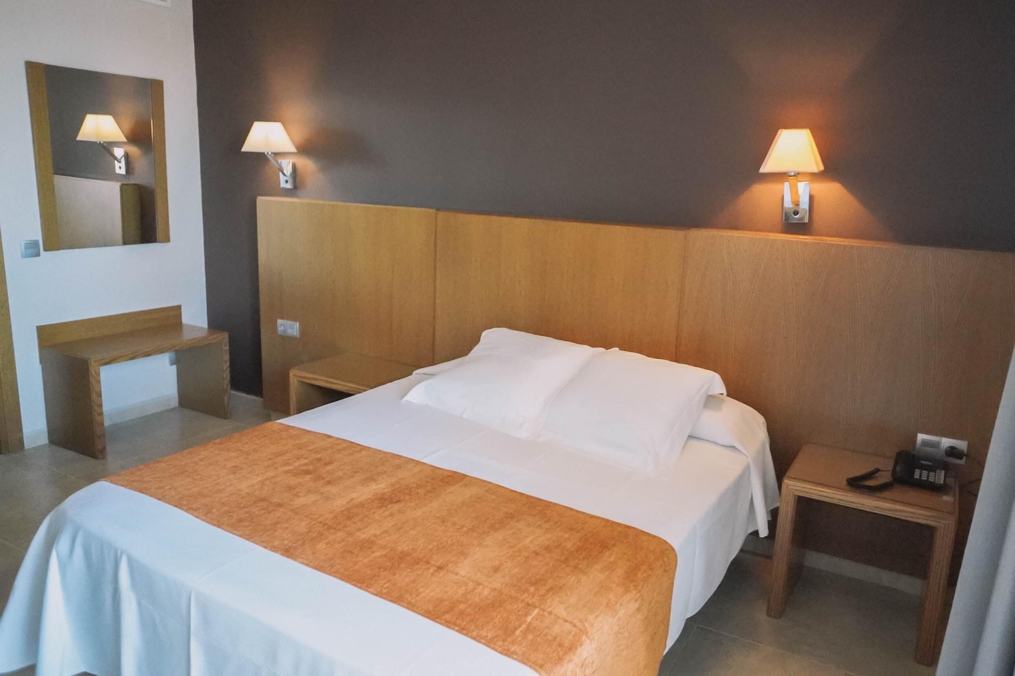 Hotel Alba Seleqtta 4*